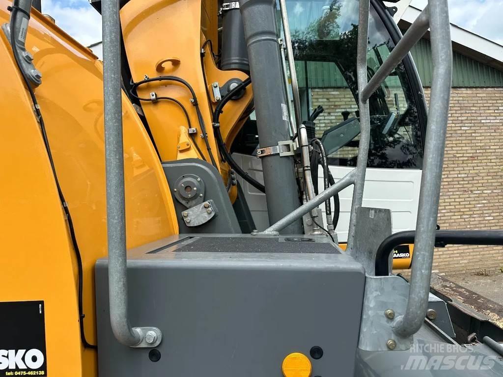 Liebherr A914 Колёсные экскаваторы