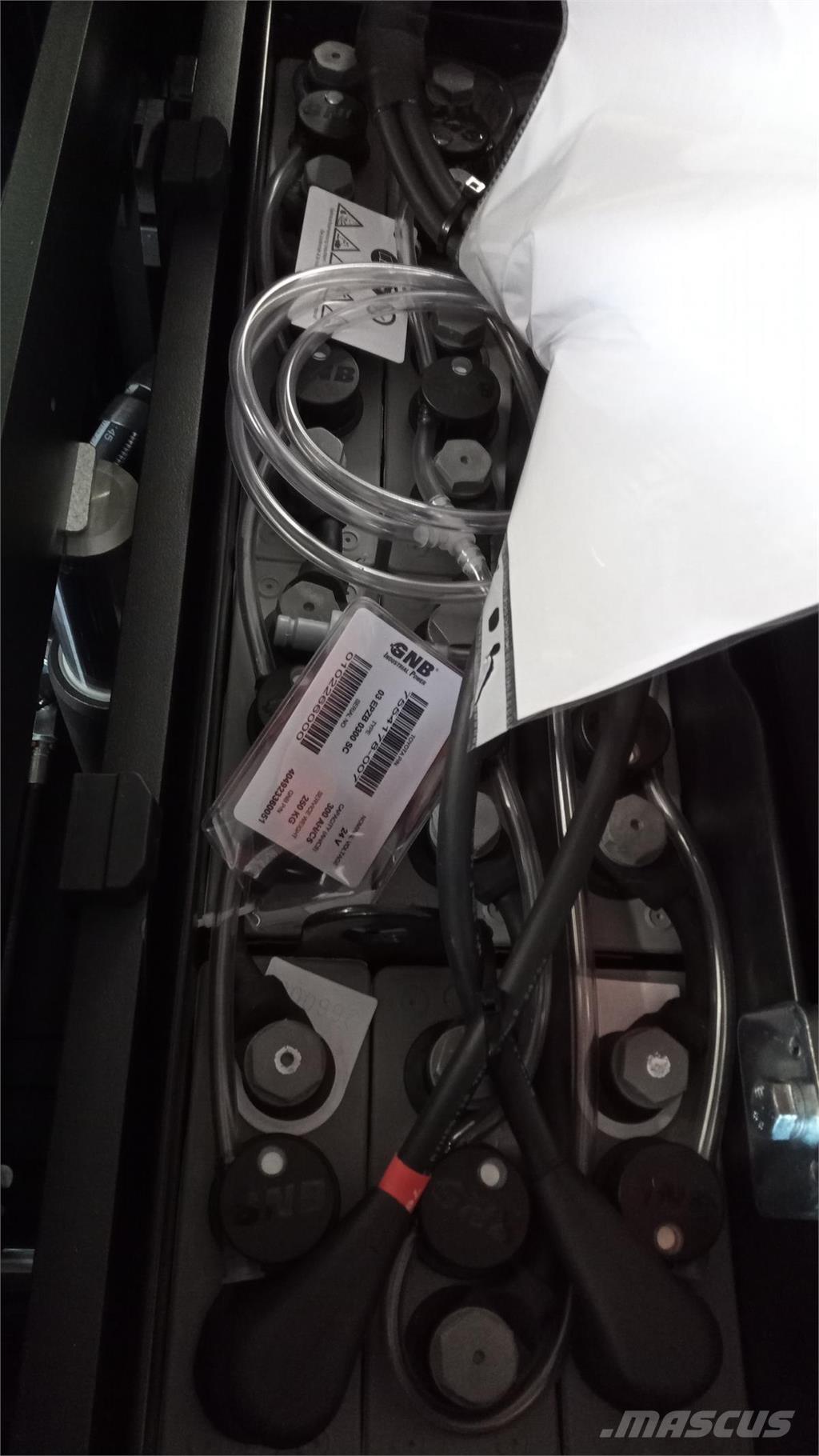 Toyota BT SPE200D Самоходные электроштабелёры