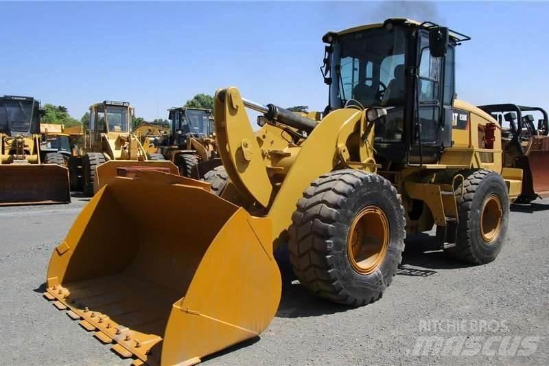 CAT 930K Фронтальные погрузчики