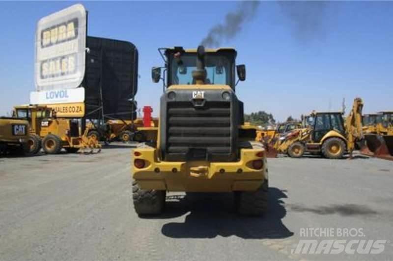 CAT 930K Фронтальные погрузчики