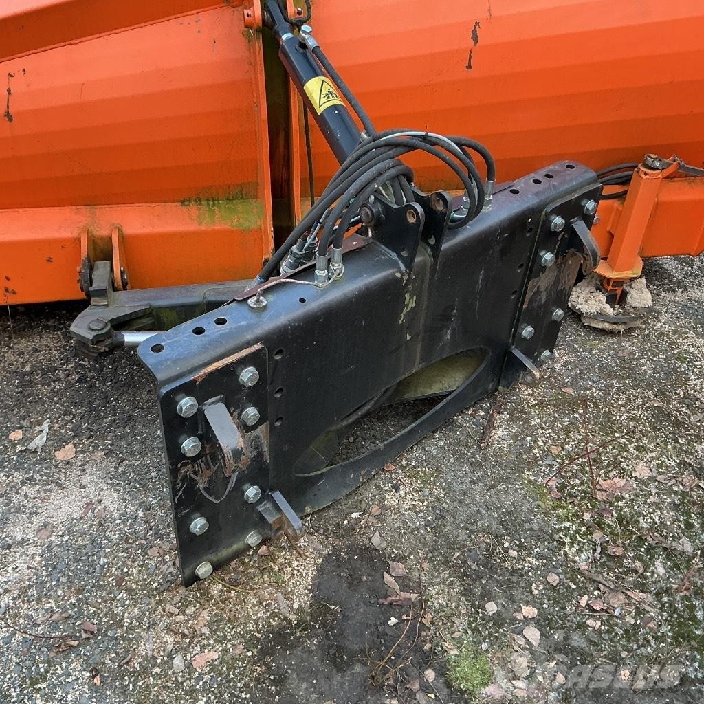 FMG AA330-CITY Снежные отвалы и плуги