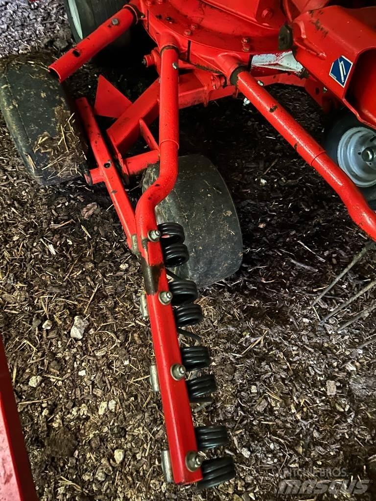 Kuhn GA 6632 Рядковые косилки