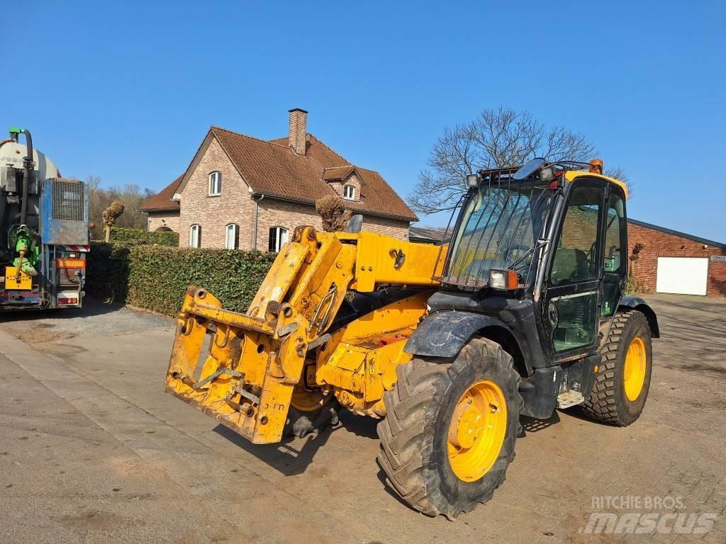 JCB 531-70 Сельскохозяйственные телескопические погрузчики