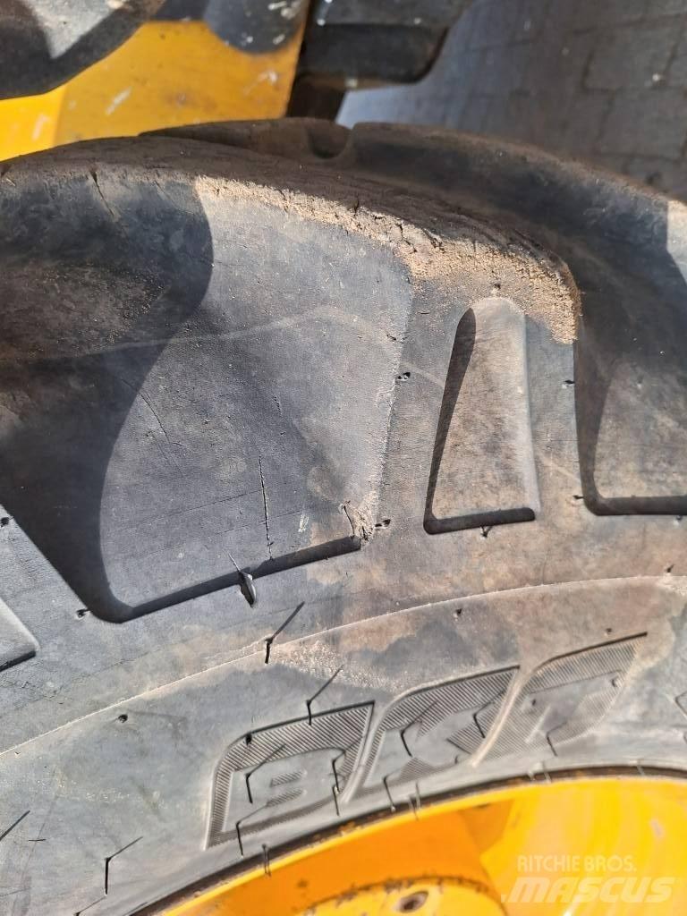 JCB 531-70 Сельскохозяйственные телескопические погрузчики