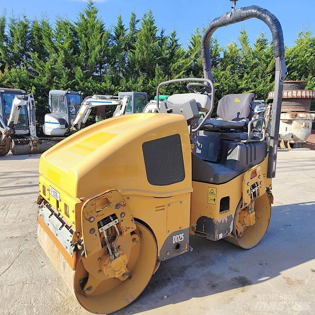 Volvo DD 25 Катки тротуарные