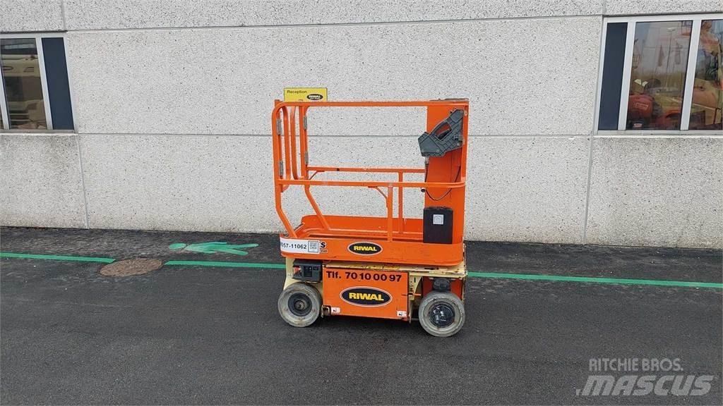 JLG 1230ES Разные подъемники и вышки