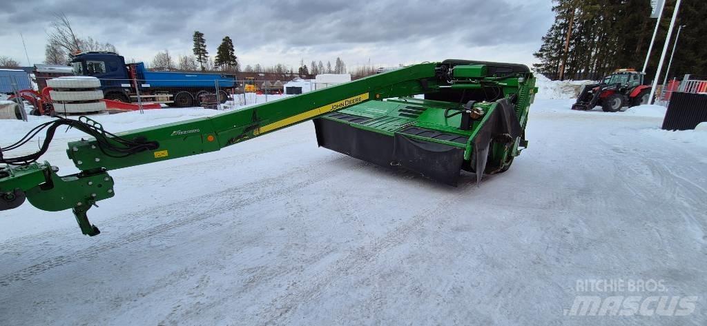 John Deere 835 Косилки плющилки
