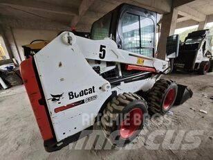 Bobcat S550 Фронтальные погрузчики