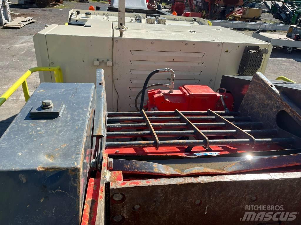 Sandvik QJ 241 Мобильные дробилки
