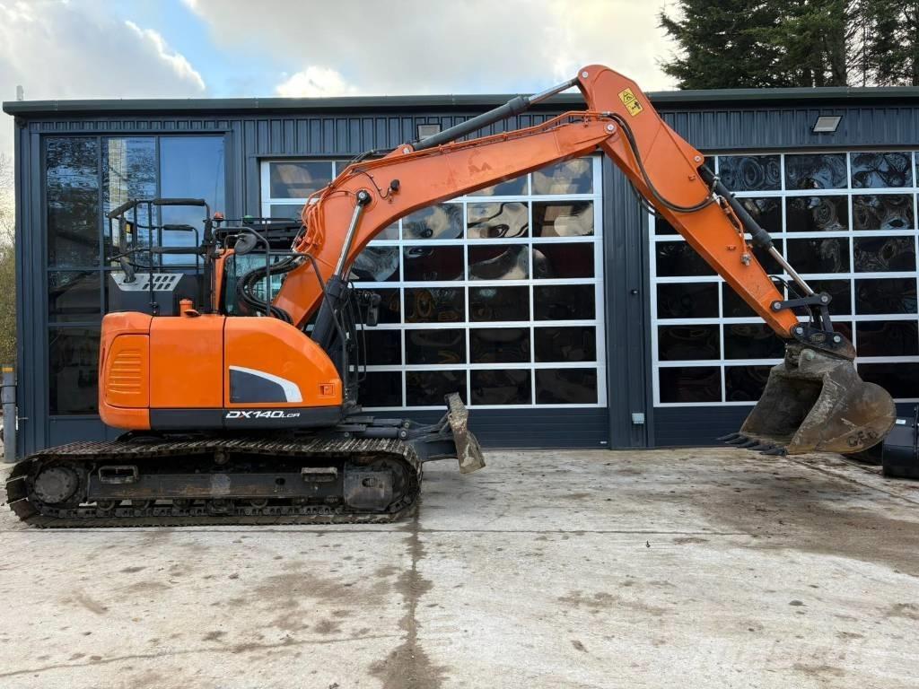 Doosan DX 140 LCR-3 Гусеничные экскаваторы