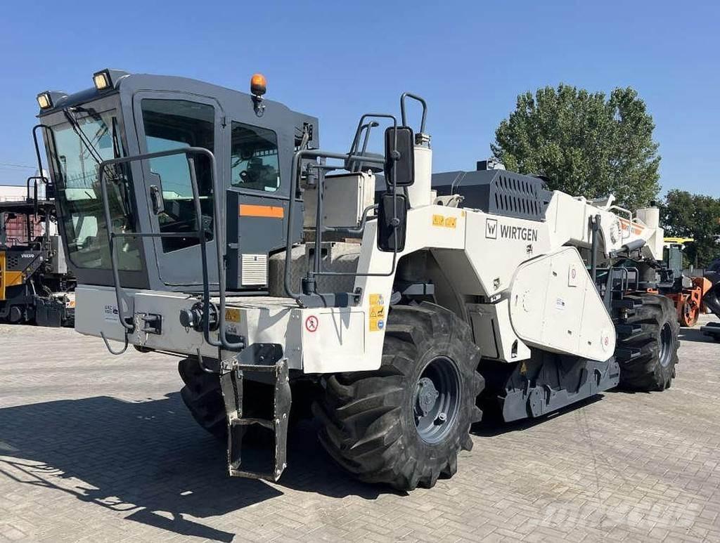 Wirtgen WR 2400 Ресайклеры