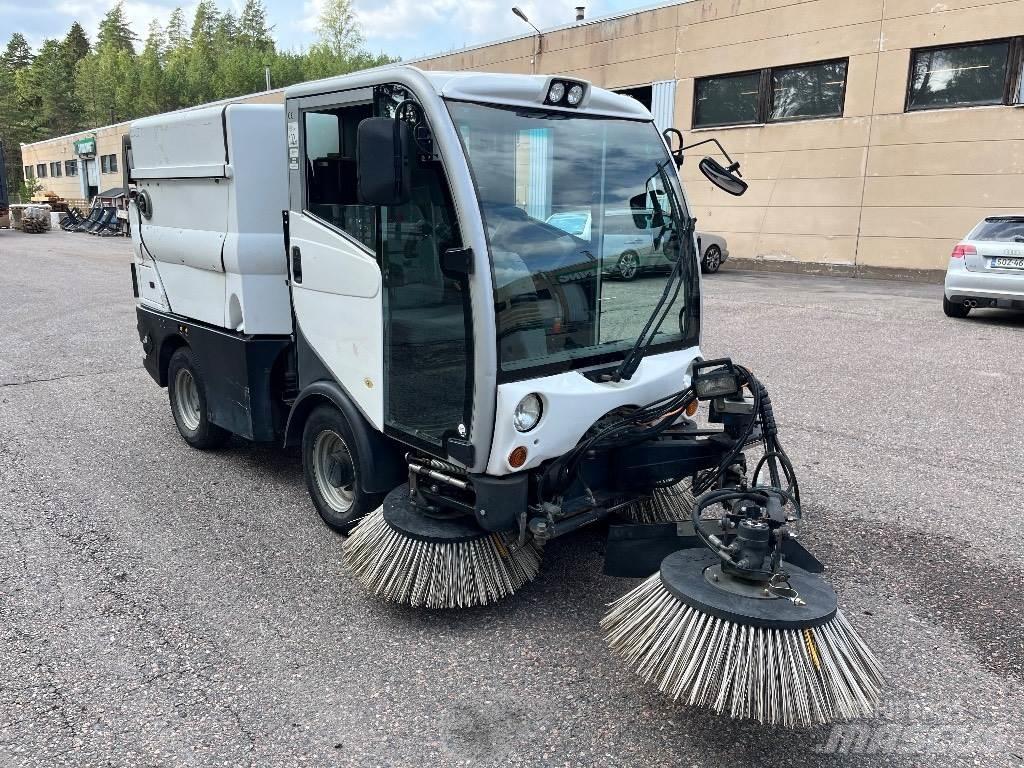 Bucher 2020XL Вакуумные уборочные машины