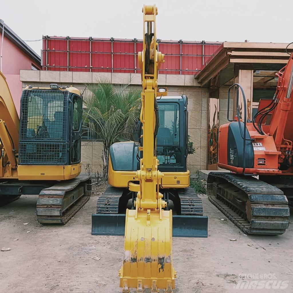 Komatsu PC 40 Гусеничные экскаваторы