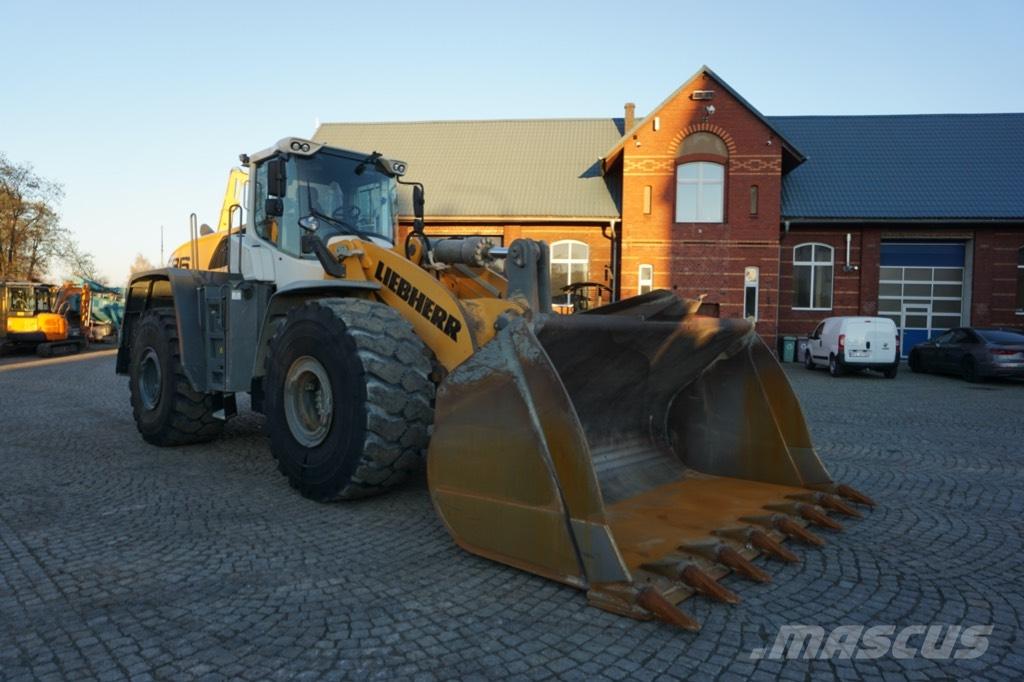 Liebherr 586 xpower Фронтальные погрузчики