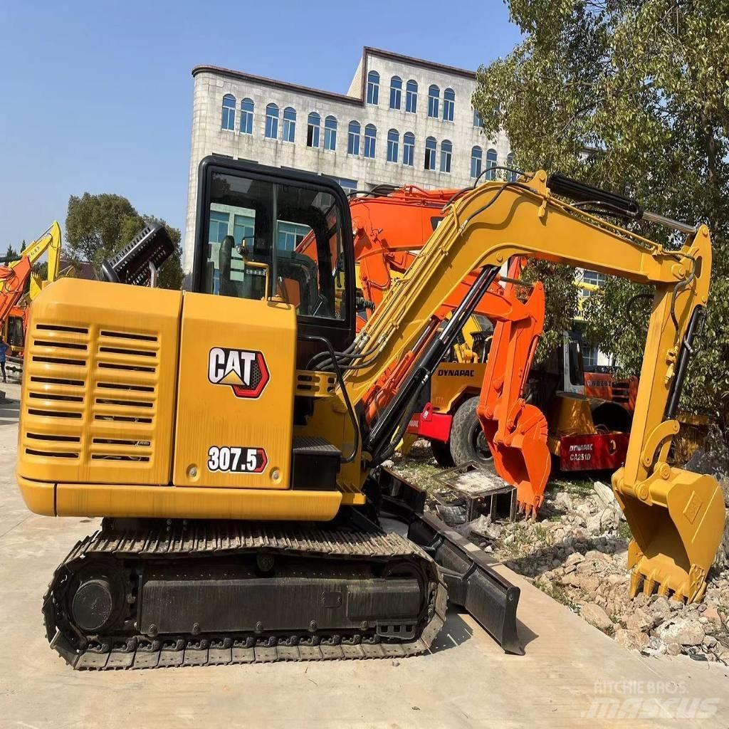 CAT 307.5 Малые экскаваторы 7т-12т