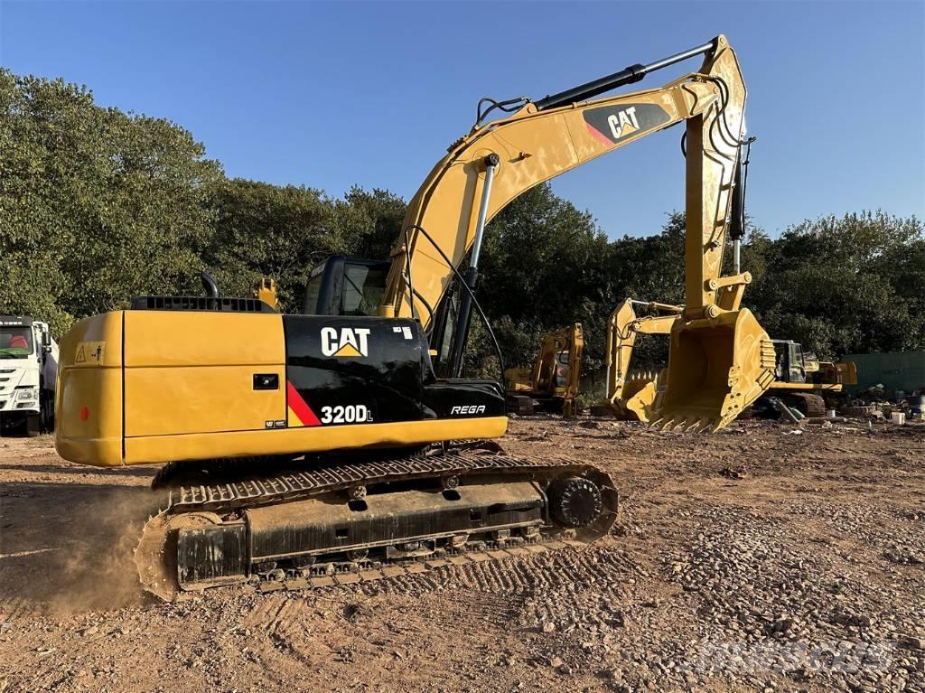 CAT 320DL Гусеничные экскаваторы