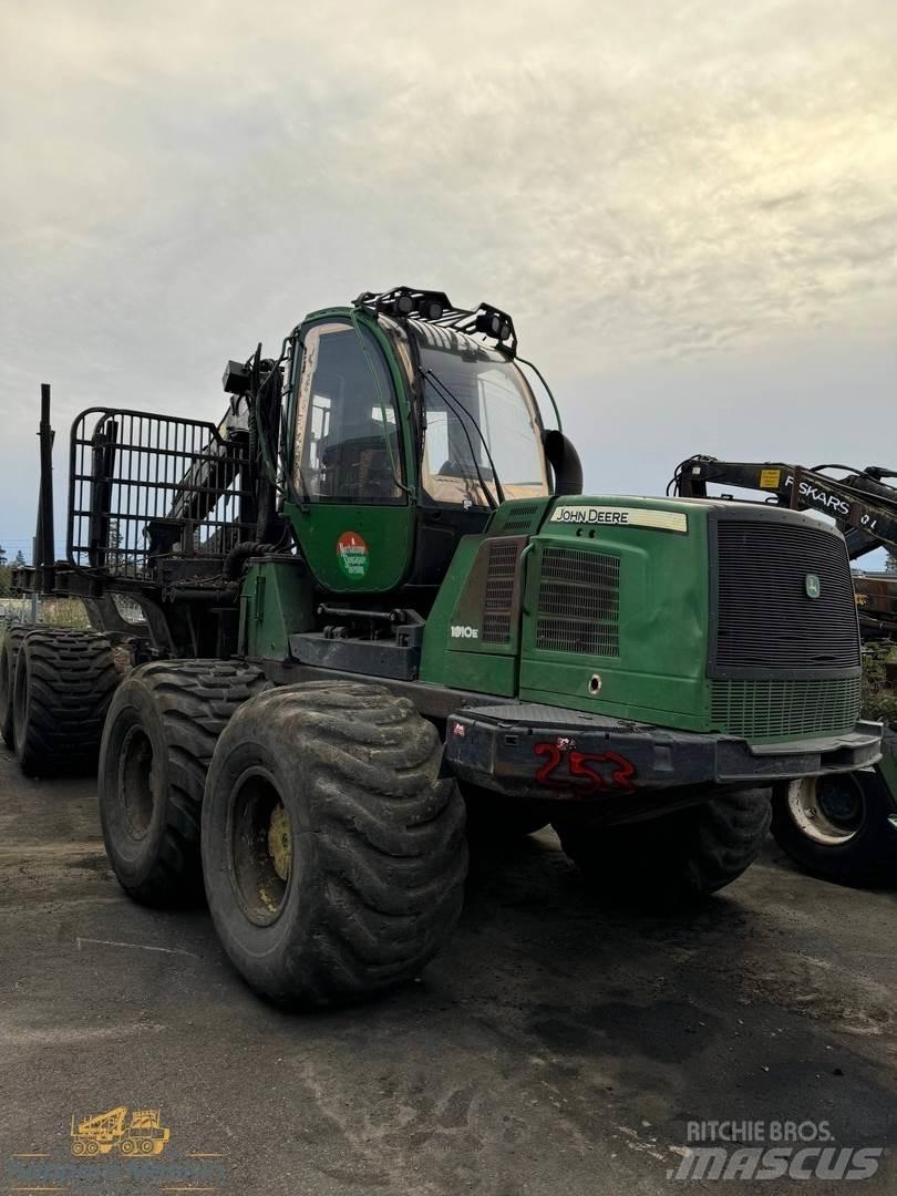 John Deere 1910E Форвардеры