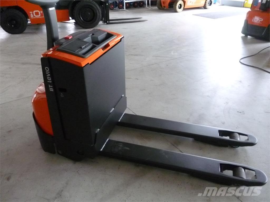 Toyota LWE 160 Ручные штабелёры с электроподъёмом