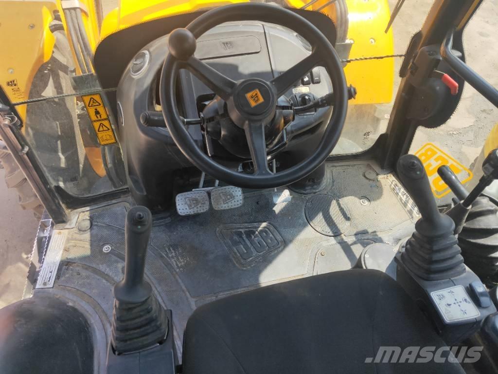 JCB 4CX Экскаваторы-погрузчики