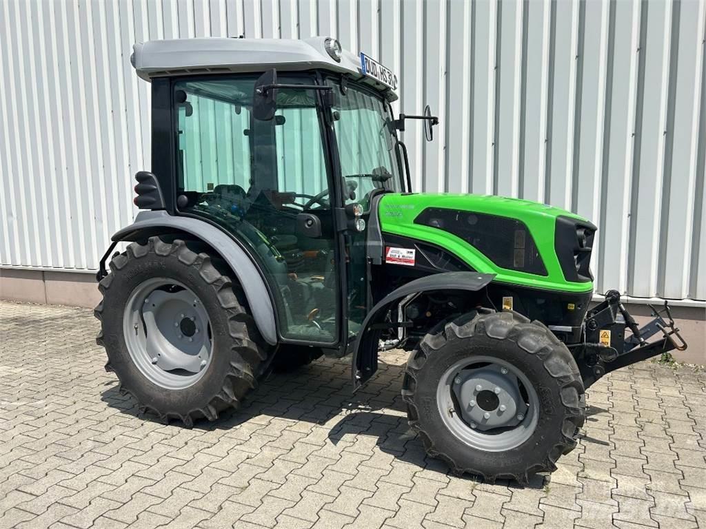 Deutz 3050 Коммунальные тракторы