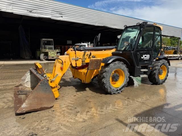 JCB 540-140 Телескопические погрузчики