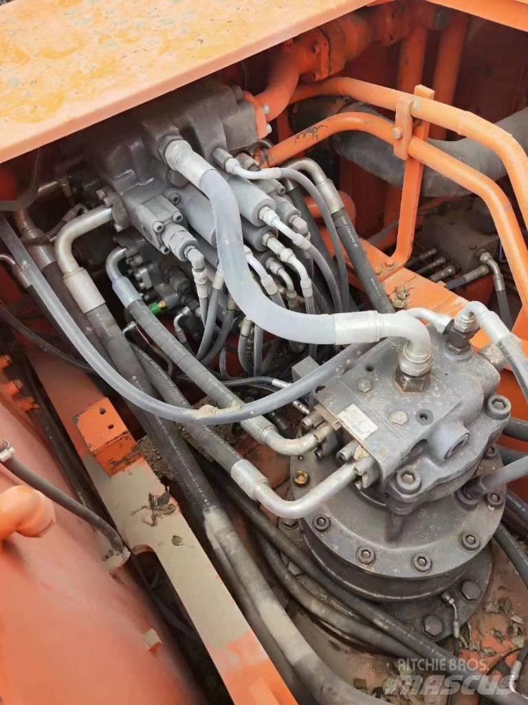 Doosan DX 300 LC Гусеничные экскаваторы