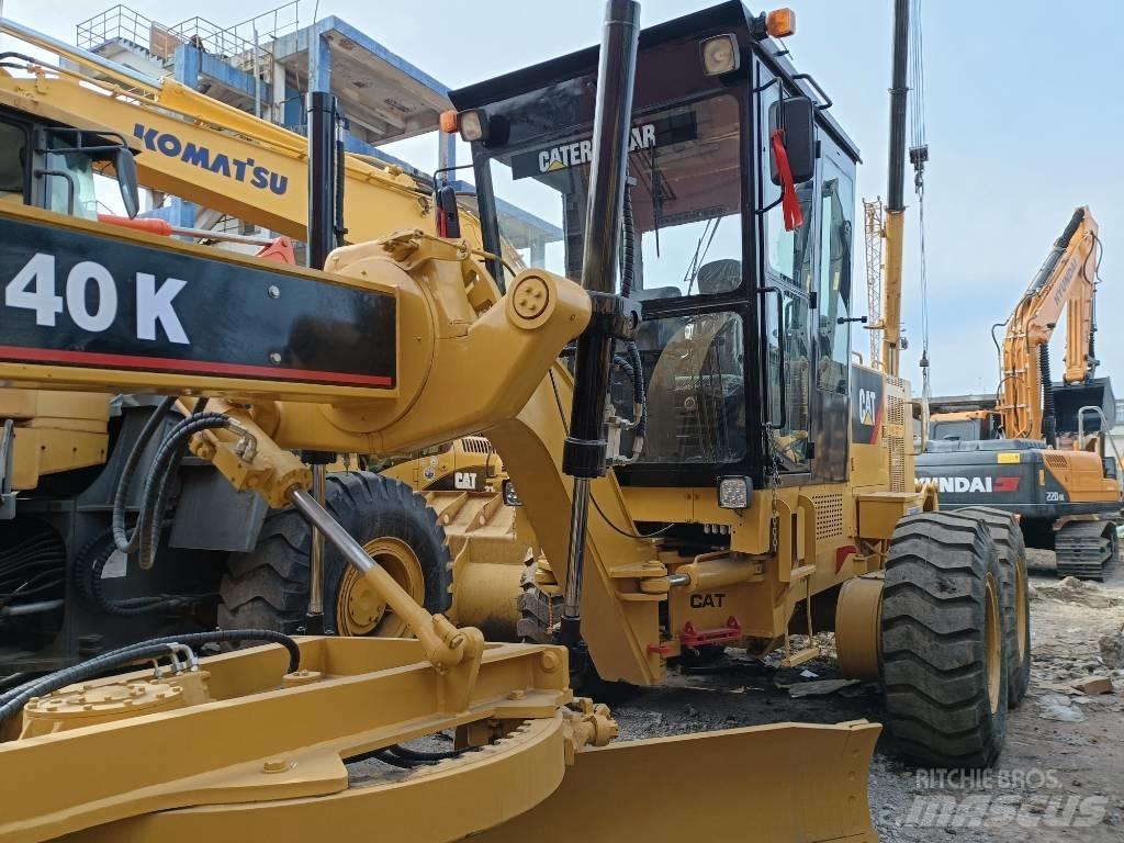 CAT 140K Грейдеры