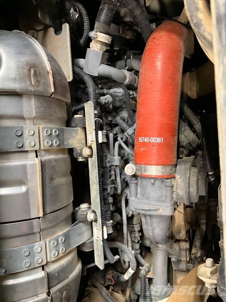 Takeuchi TB 2150 R Гусеничные экскаваторы