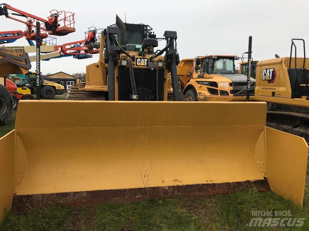 CAT D 6 T LGP D6T Гусеничные бульдозеры