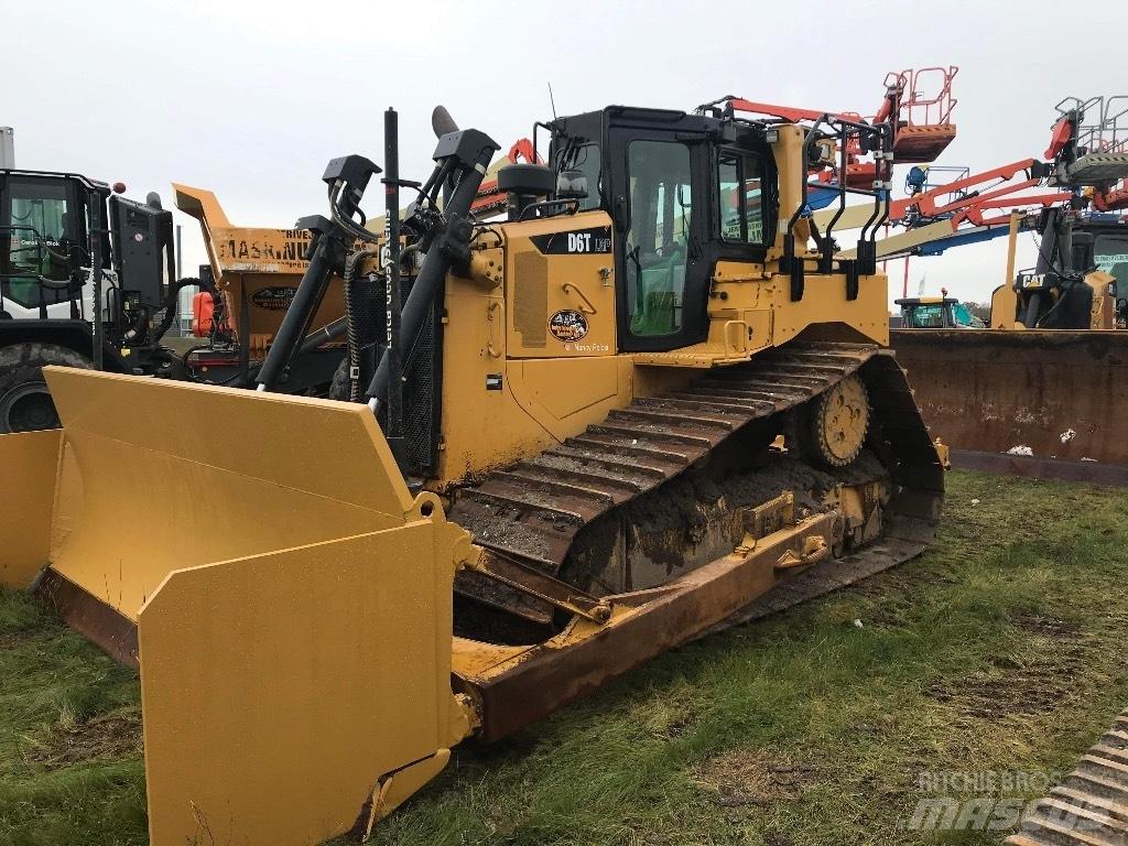 CAT D 6 T LGP D6T Гусеничные бульдозеры