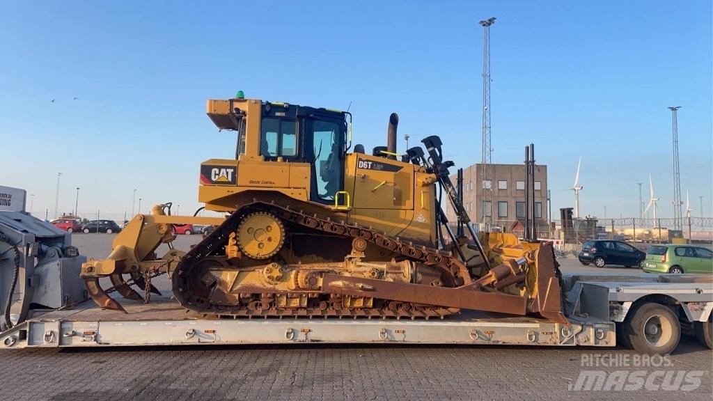 CAT D 6 T LGP D6T Гусеничные бульдозеры