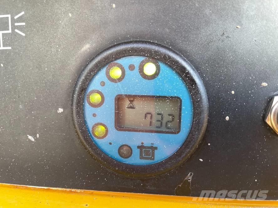 Haulotte Compact 10 Ножничные подъемники