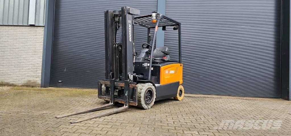Doosan B 25 X-7 Электропогрузчики
