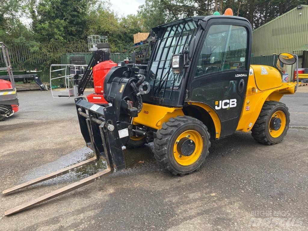 JCB 520-40 Телескопические погрузчики