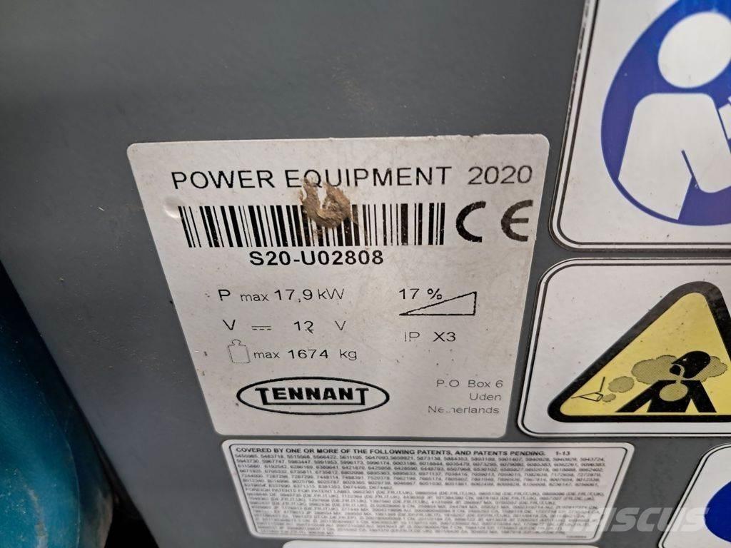 Tennant S20 Вакуумные уборочные машины