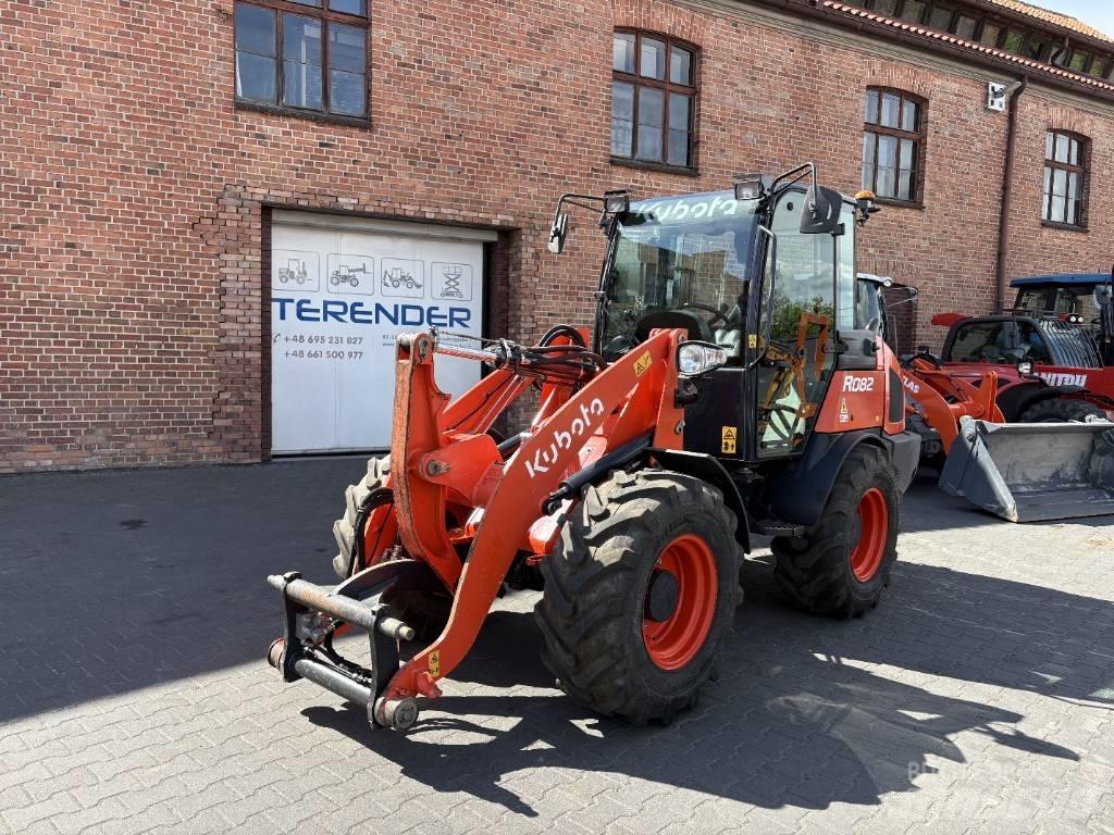Kubota R 082 Фронтальные погрузчики