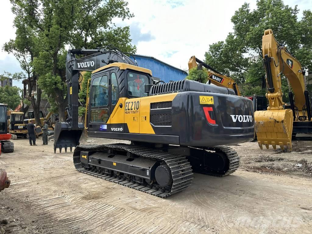Volvo EC210D Гусеничные экскаваторы