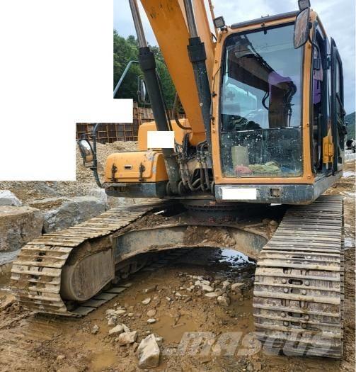 Hyundai Robex 220 LC Гусеничные экскаваторы