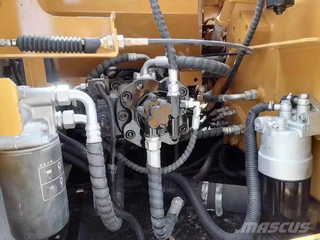 Sany SY135C Гусеничные экскаваторы