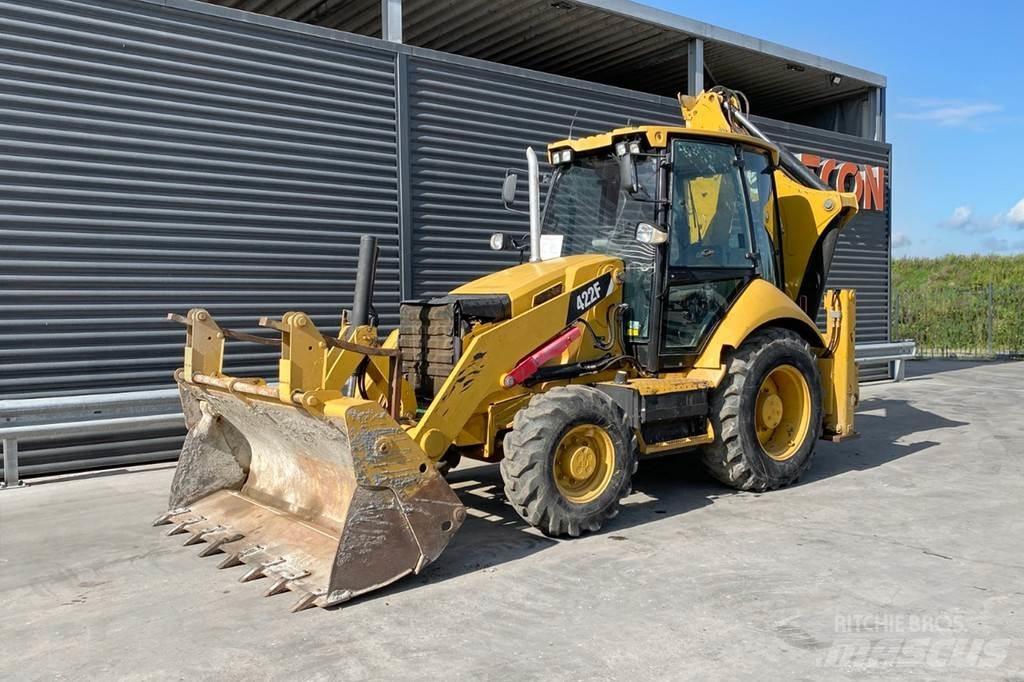 CAT 422 F TURBO Экскаваторы-погрузчики