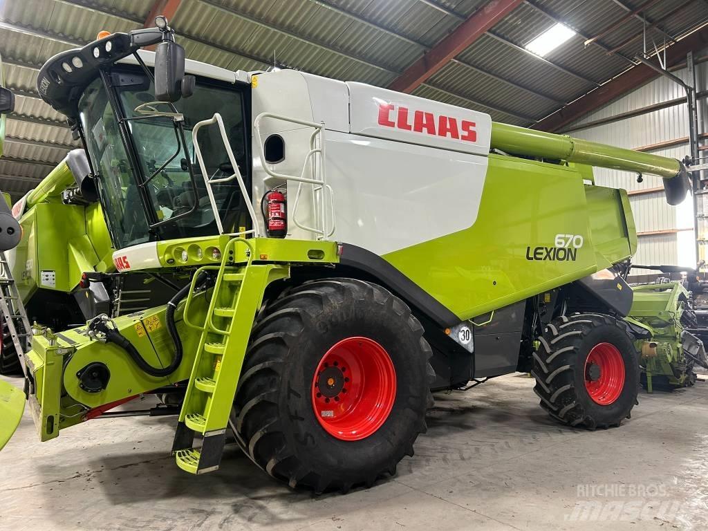 CLAAS Lexion 670 4x4 Зерноуборочные комбайны