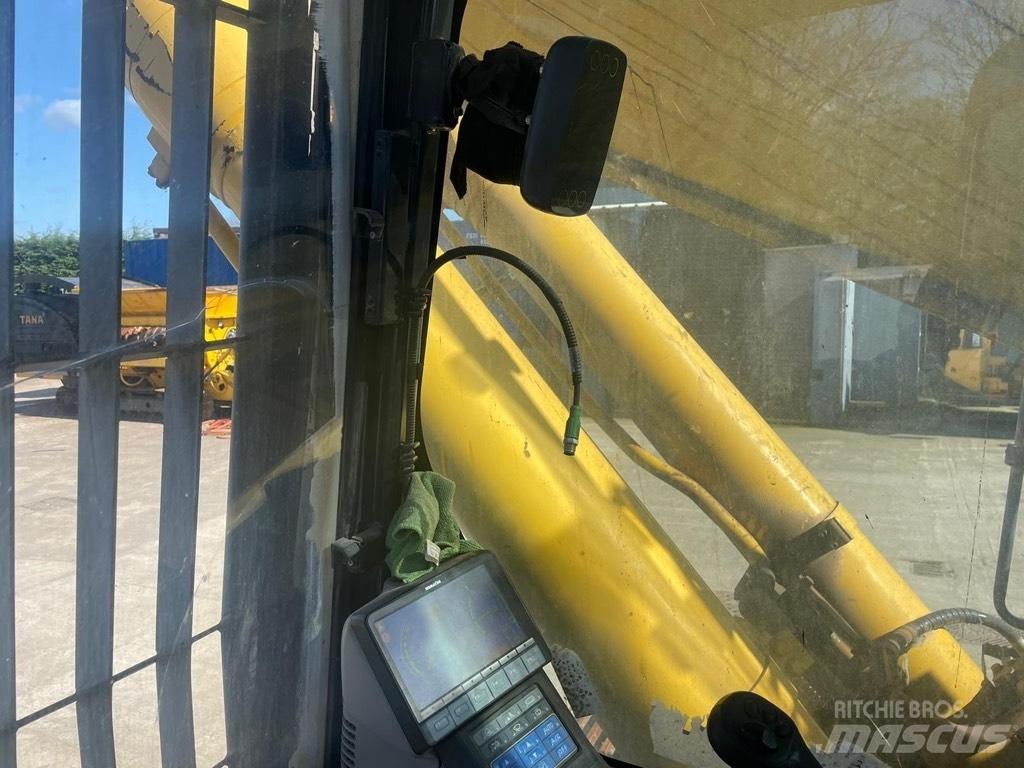 Komatsu PC490LC -10 Гусеничные экскаваторы
