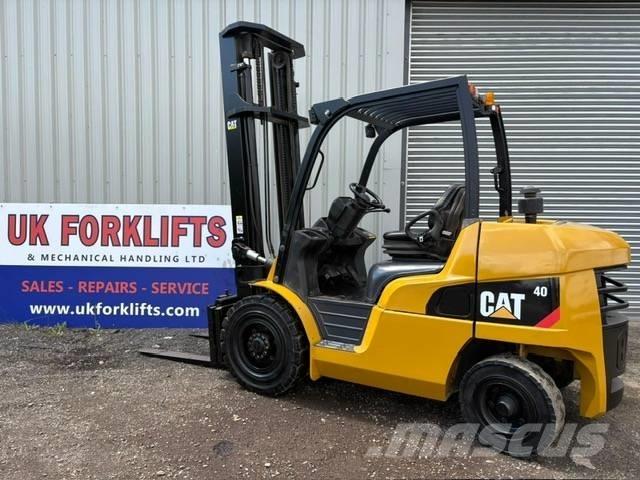 CAT DP40NT Дизельные погрузчики