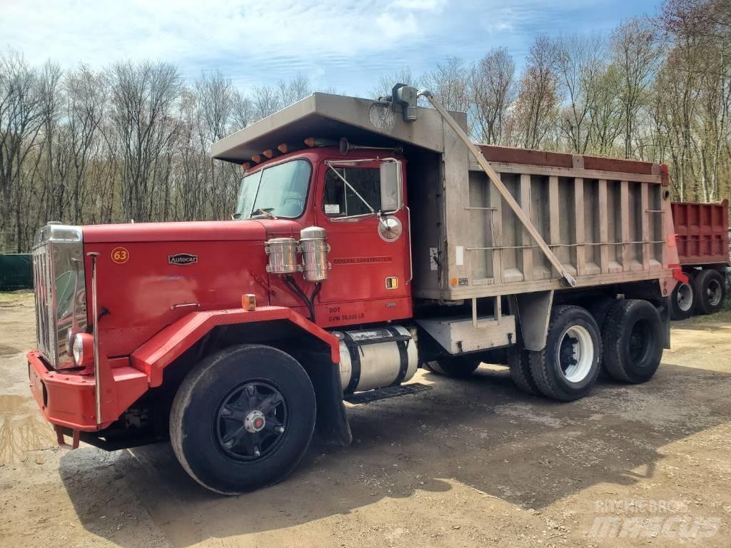 Autocar DK64 Грузовики-Самосвалы