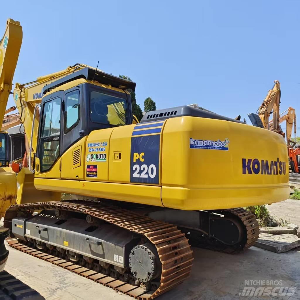 Komatsu PC 220 Гусеничные экскаваторы