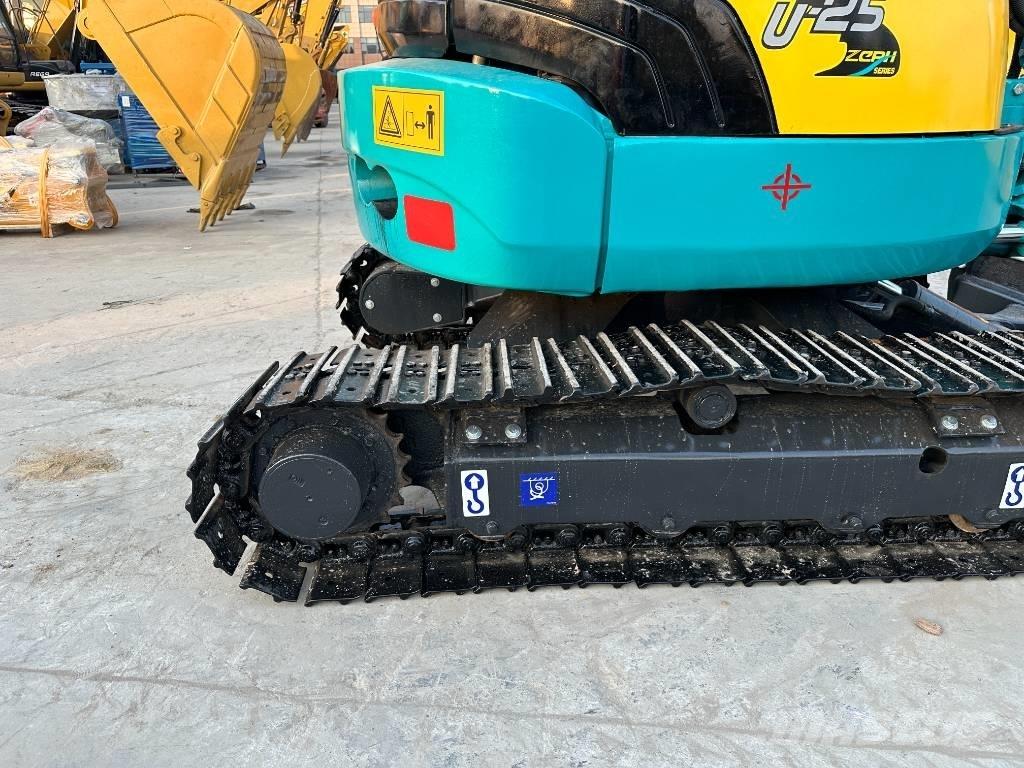 Kubota U 25 Мини-экскаваторы
