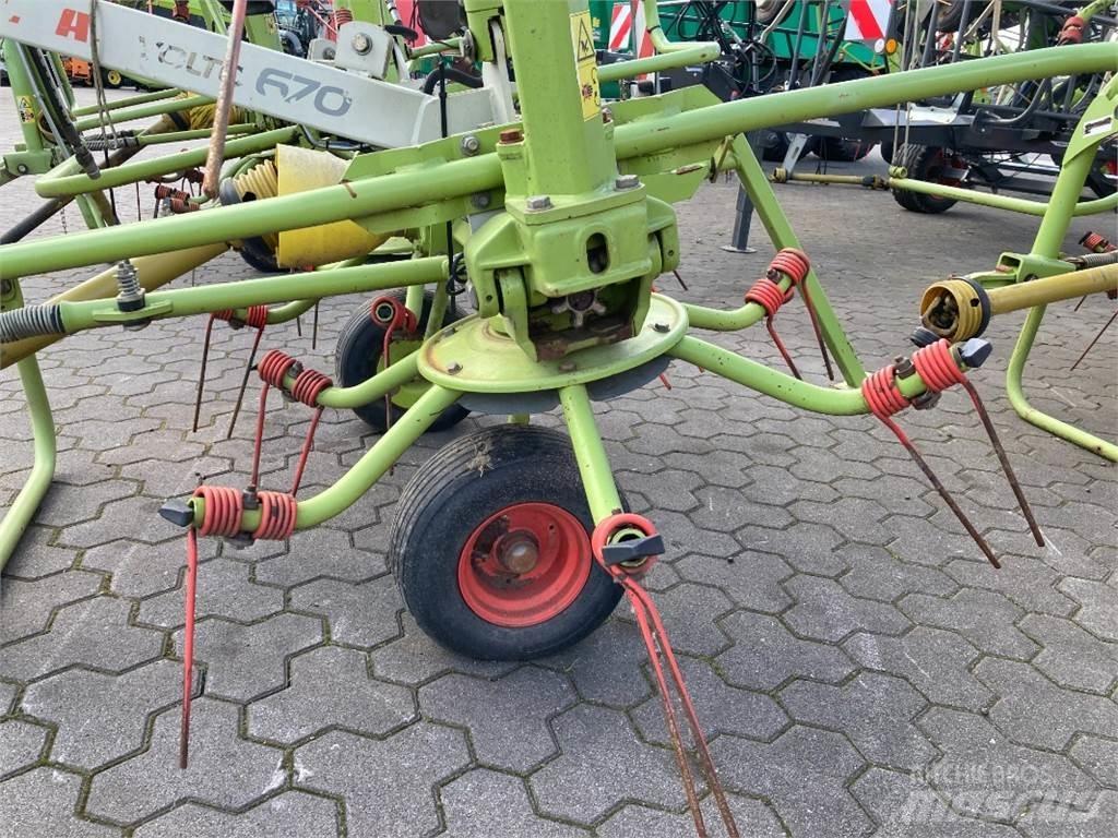 CLAAS Volto 670 Грабли-ворошилки