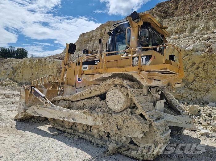 CAT D8T Гусеничные бульдозеры