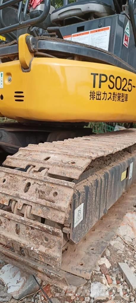 Komatsu PC35 Мини-экскаваторы