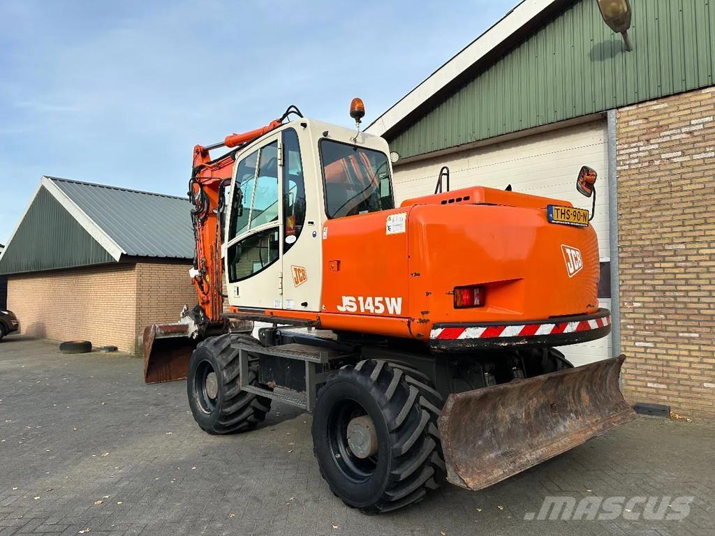 JCB JS145W Колёсные экскаваторы